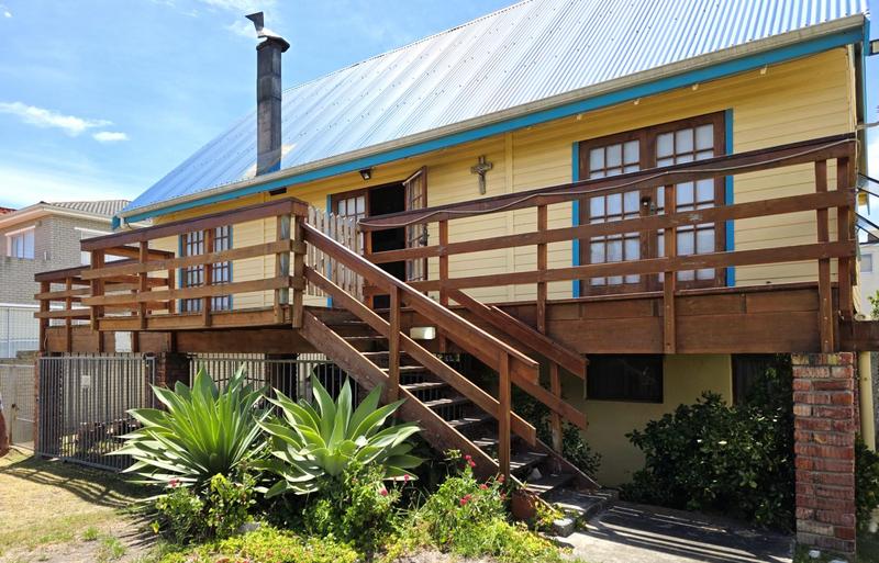 4 Bedroom Property for Sale in Franskraal Western Cape